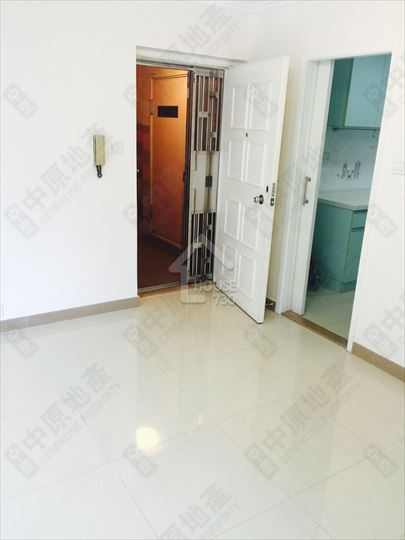 Sai Wan Ho LEI KING WAN Middle Floor Living Room House730-7243685