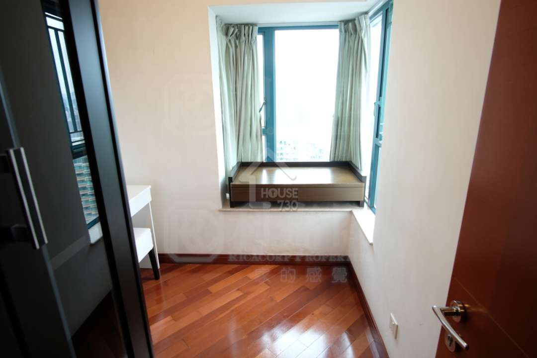 Olympic Station THE LONG BEACH Upper Floor House730-7243649