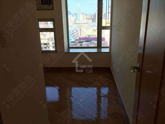 Olympic Station HARBOUR GREEN Lower Floor House730-7054107