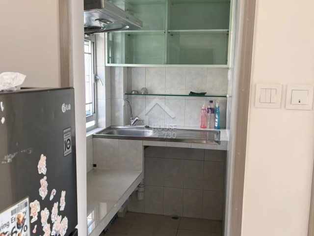 深水埗 德旺大廈 高層 House730-7098617