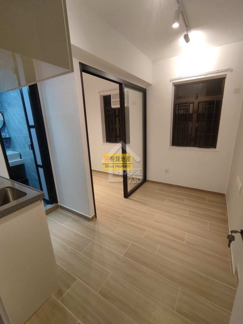 Ho Man Tin SHING TAK MANSION Lower Floor House730-7103436
