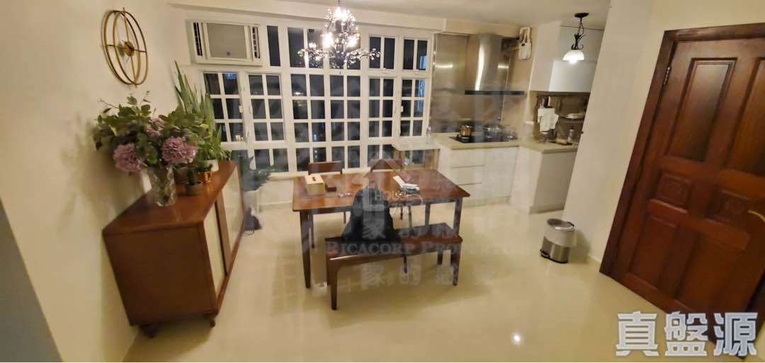 Mei Foo MEI FOO SUN CHUEN Upper Floor House730-7148686