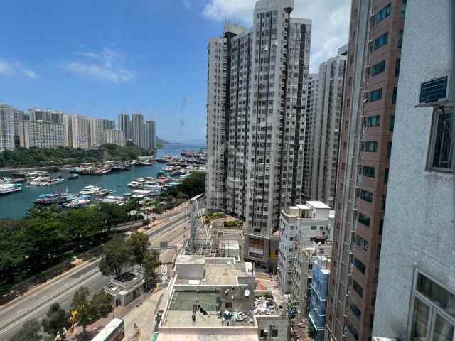 Aberdeen ON TAI BUILDING Upper Floor House730-7243490