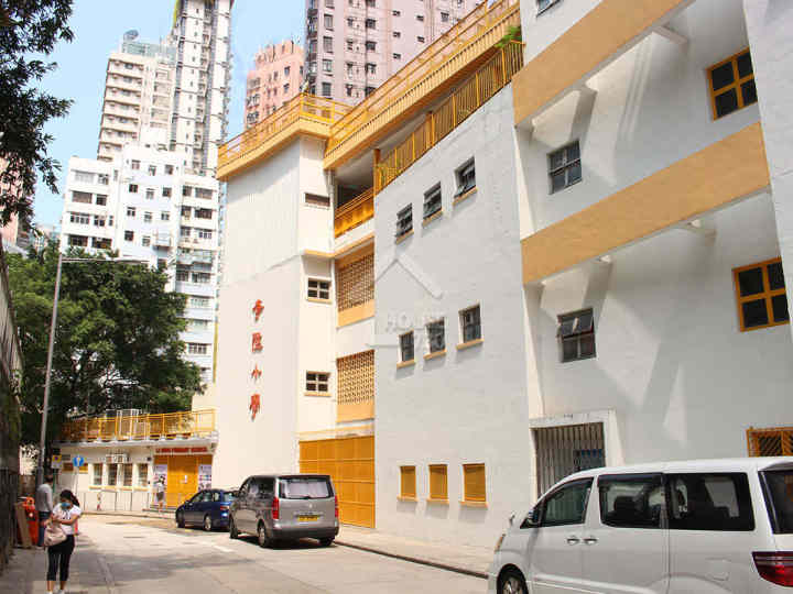 MOUNT POKFULAM Nearby - House730