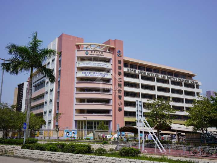 YOHO WEST PARKSIDE 附近環境 - House730