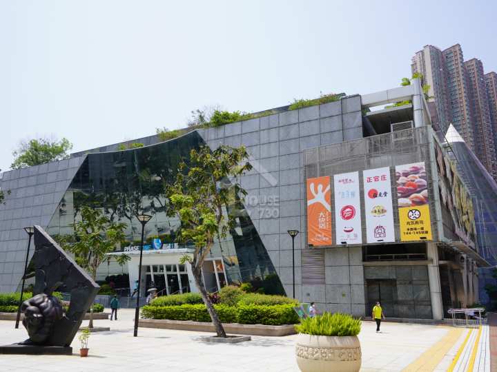 YOHO WEST PARKSIDE 附近環境 - House730
