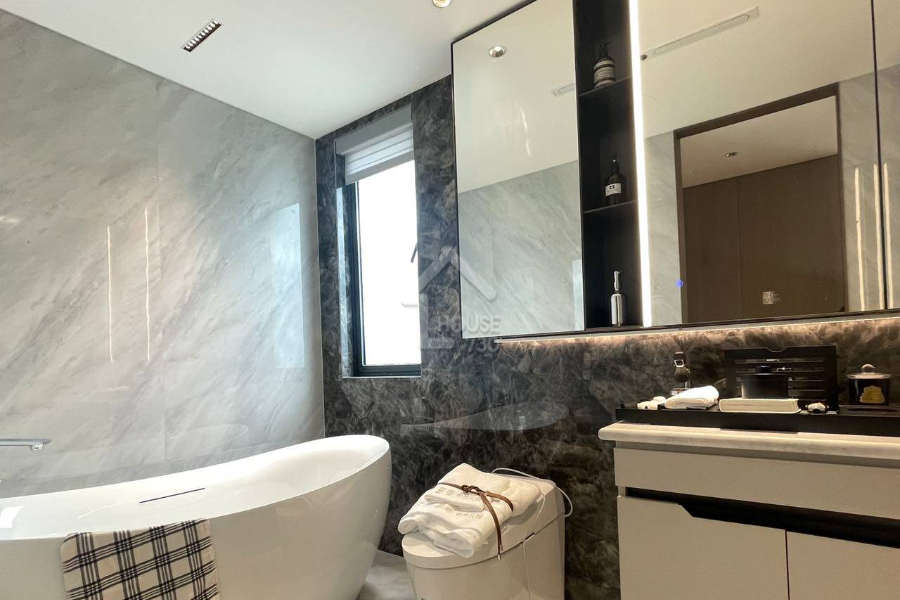 保利招商華發中央公館 - House730