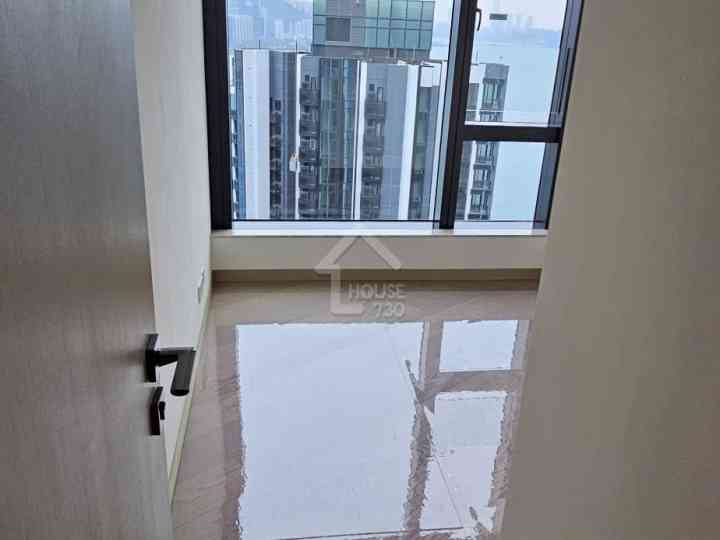 蔚藍東岸 示範單位 5座27樓D室 - House730