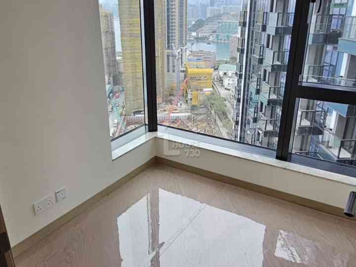 蔚藍東岸 示範單位 5座27樓D室 - House730