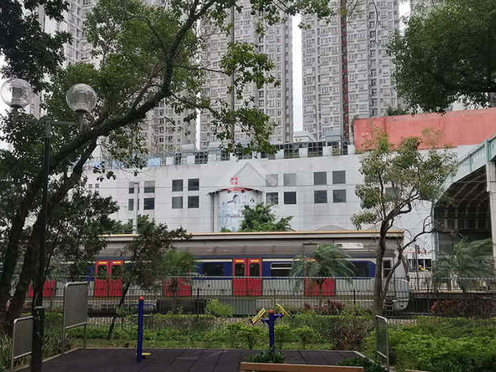 Silicon Hill 附近環境 - House730
