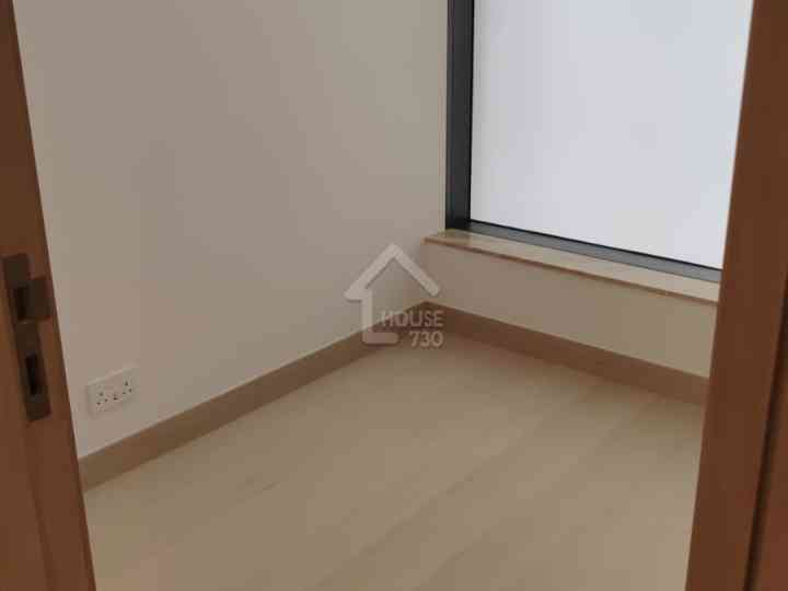 黃金海灣 ‧ 意嵐 示範單位 第1期 第3座 18A - House730