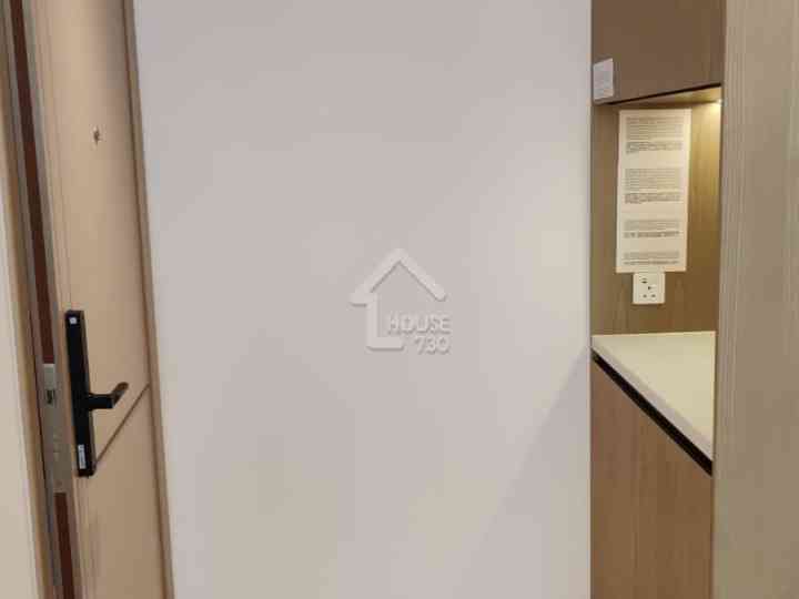 黃金海灣 ‧ 意嵐 示範單位 第1期 第3座 18A - House730