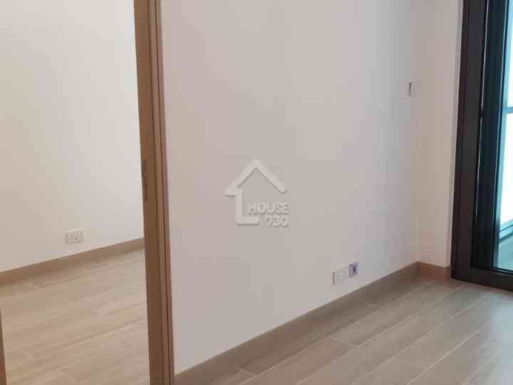 黃金海灣 ‧ 意嵐 示範單位 第1期 第3座 18D - House730