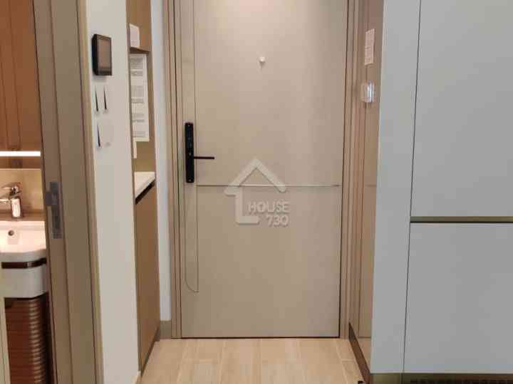 黃金海灣 ‧ 意嵐 示範單位 第1期 第3座 18D - House730