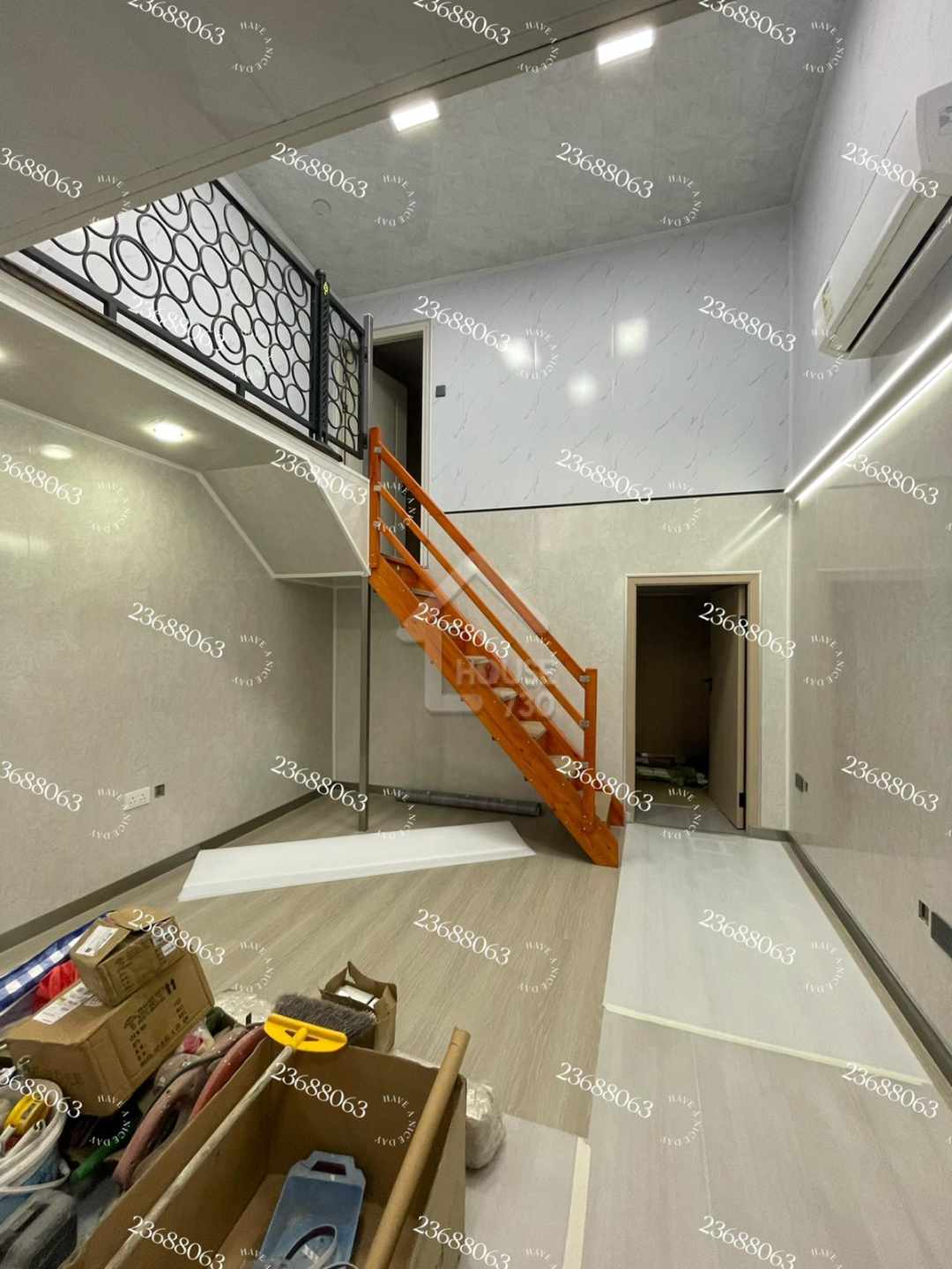 Yuen Long Village House (Yuen Long) 8093714 Rent House730