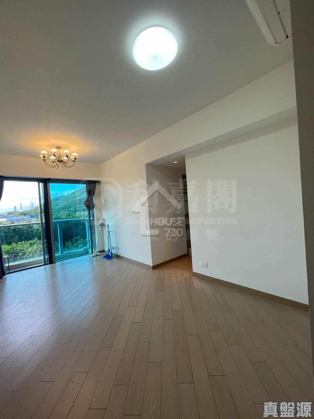 Yuen Long Park Yoho 8237225 Rent House730