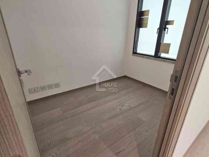 BLUE COAST II Show Flat - House730