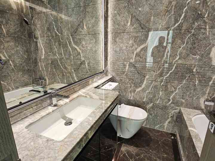 BLUE COAST II Show Flat - House730