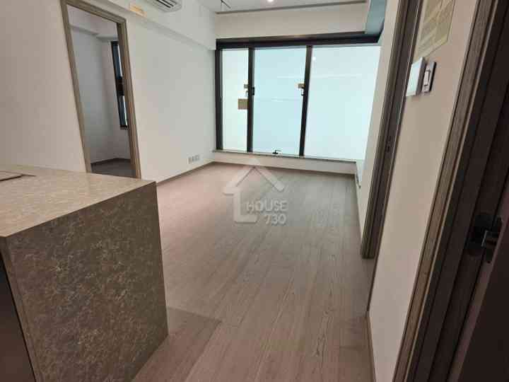 BLUE COAST II Show Flat - House730