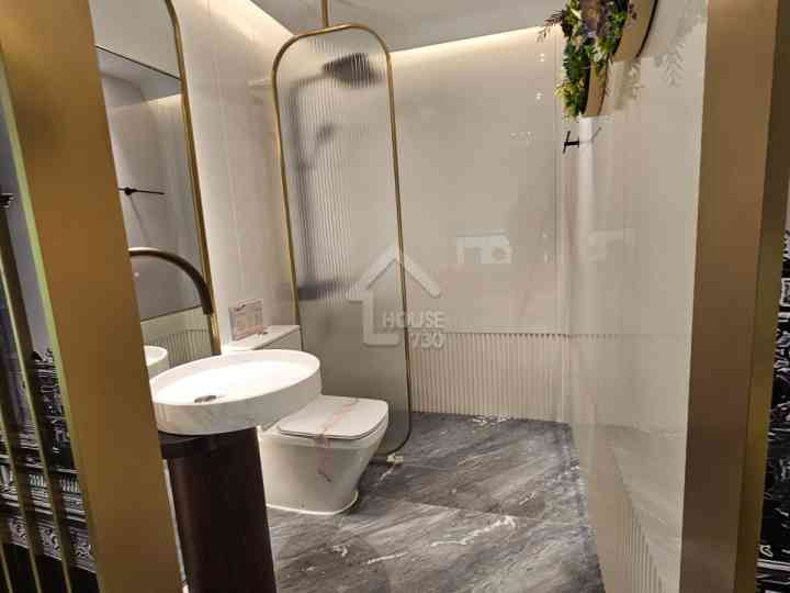 BLUE COAST II Show Flat - House730