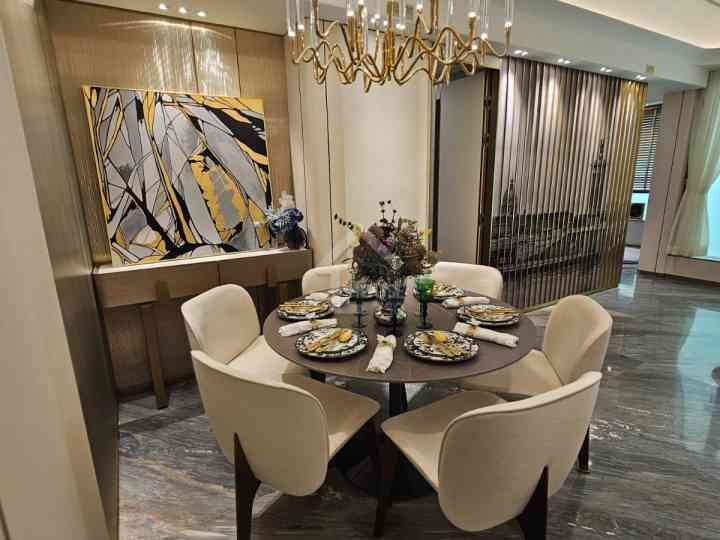 BLUE COAST II Show Flat - House730