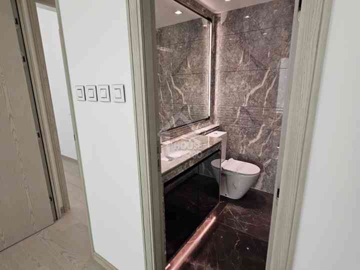 BLUE COAST II Show Flat - House730