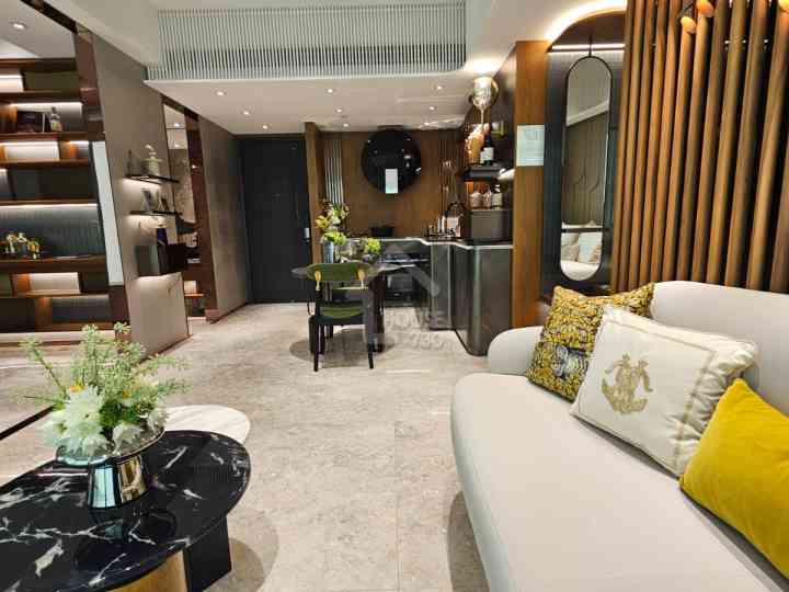 BLUE COAST II Show Flat - House730