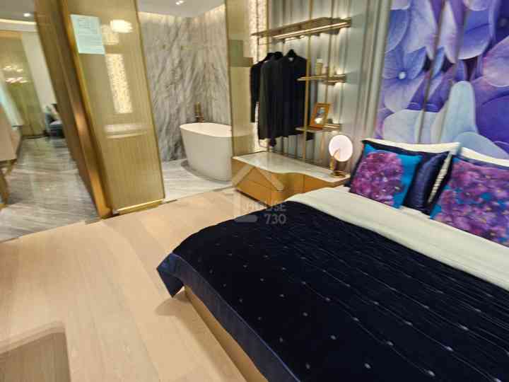 BLUE COAST II Show Flat - House730
