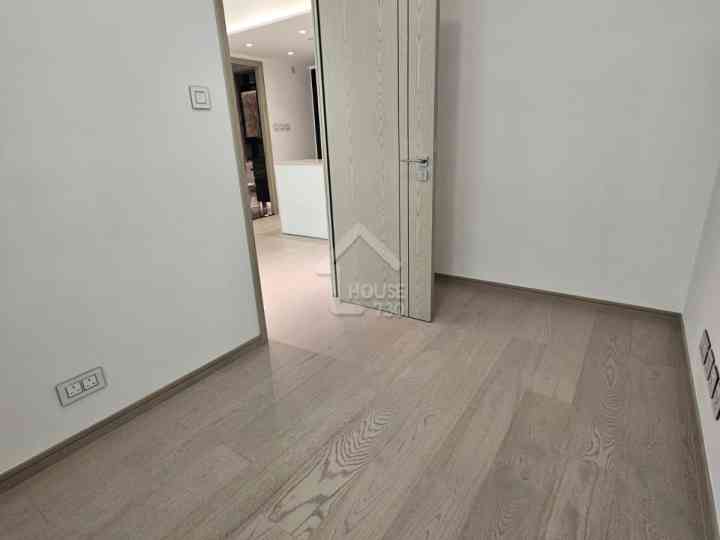 BLUE COAST II Show Flat - House730