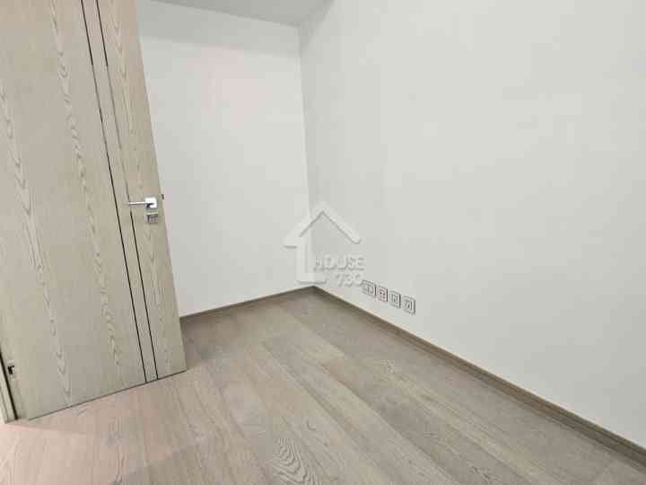 BLUE COAST II Show Flat - House730