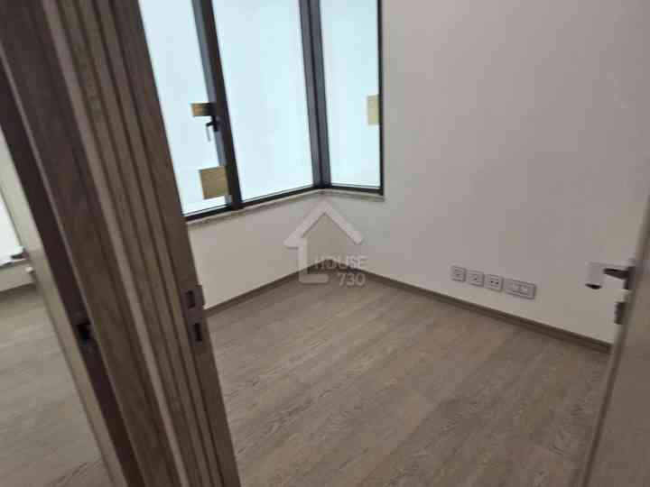 BLUE COAST II Show Flat - House730
