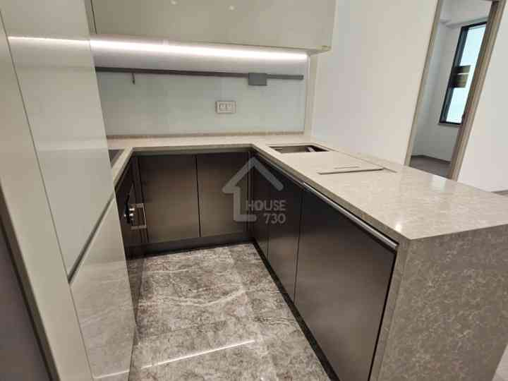 BLUE COAST II Show Flat - House730