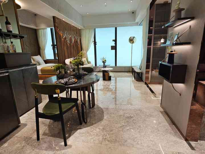 BLUE COAST II Show Flat - House730