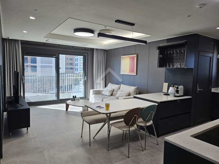 Osiria Switzen Matie 示範單位 - House730