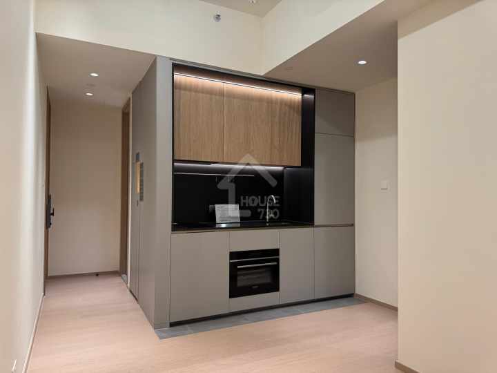 UNI Residence 示範單位 - House730