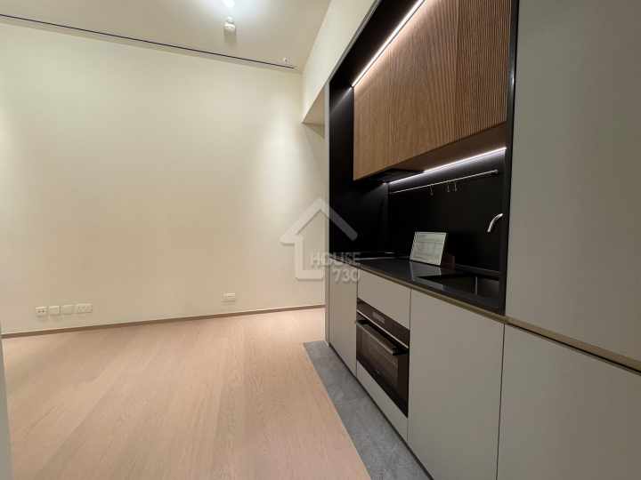 UNI Residence 示範單位 - House730