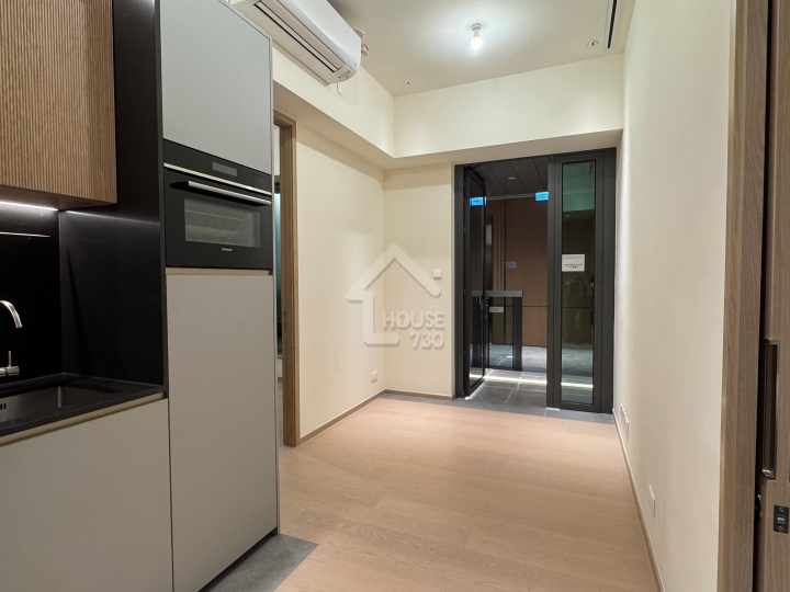 UNI Residence 示範單位 - House730