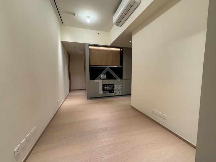 UNI Residence 示範單位 - House730