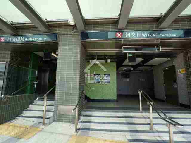 朗賢峯 公共交通 - House730