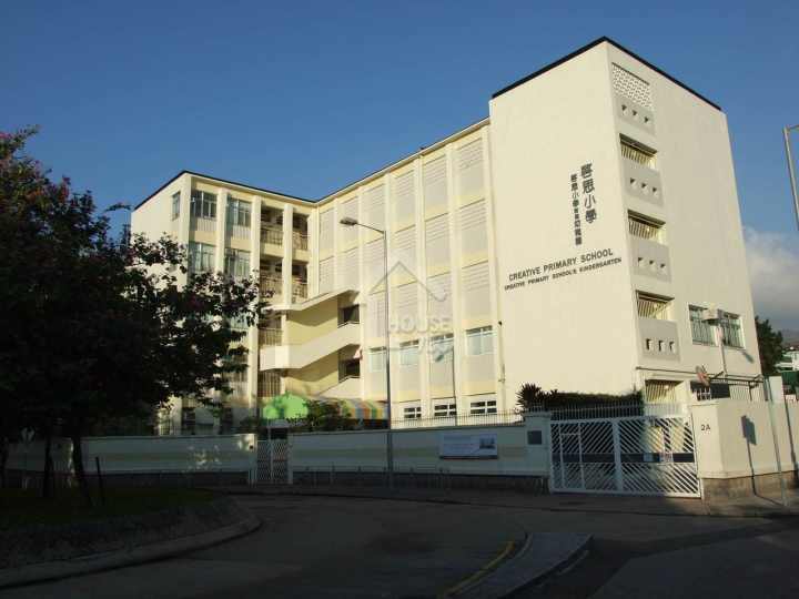 PARK COLLEGE 附近環境 - House730