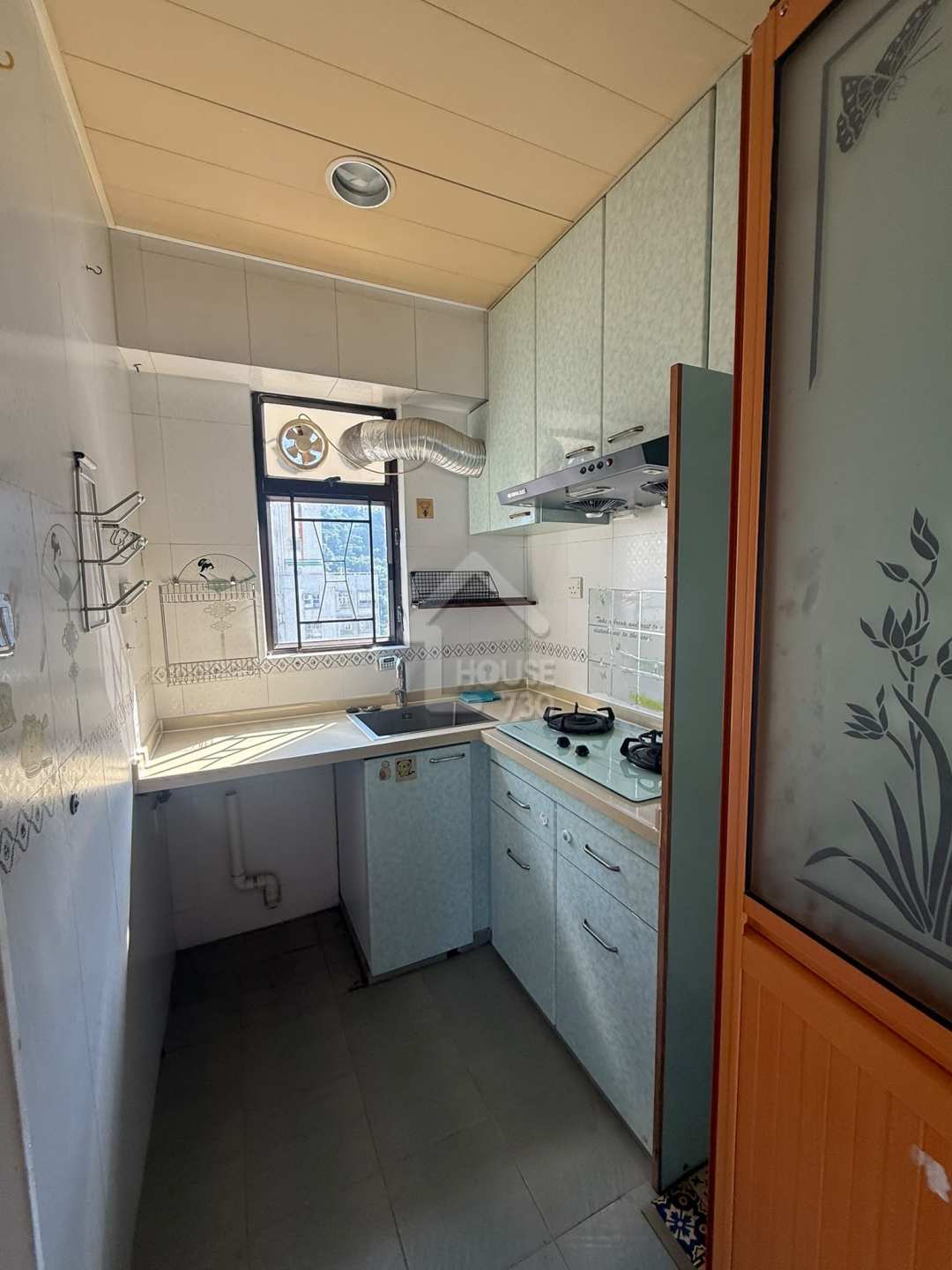 Sai Wan Ho | Shau Kei Wan | Chai Wan | Hoi Fung Centre | 9300791 | Rent ...